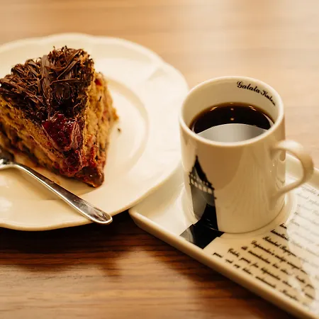 ホテル Sometimes Taksim