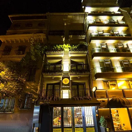 ホテル Sometimes Taksim