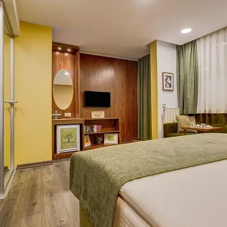 Sometimes Hotell 3*