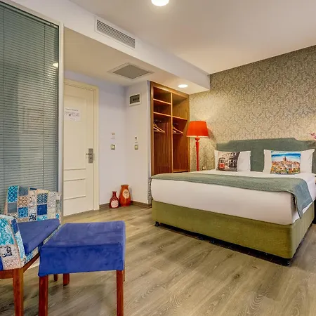 Hotel Sometimes Taksim